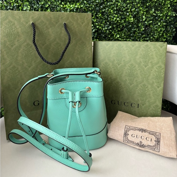 NWT GUCCI Ophidia GG Supreme Mini Bucket
Bag Shoulder Light Green - Picture 17 of 17